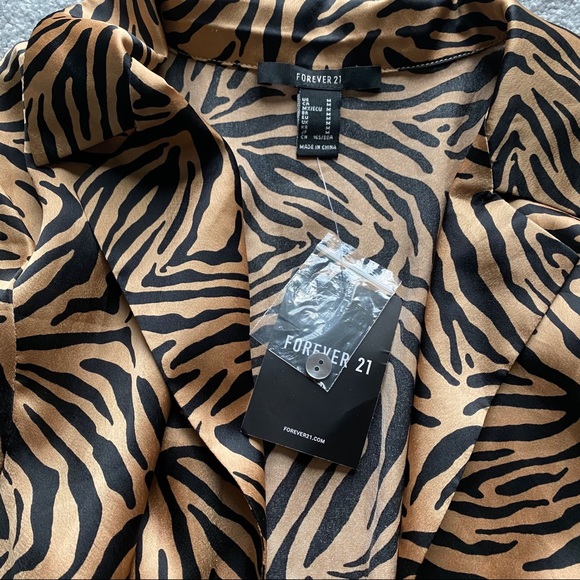 Forever 21 tiger bodysuit - Picture 3 of 6